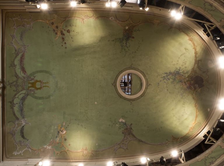 Gualtieri, Teatro Sociale, il velario dipinto (foto Andrea Scardova, IBC) 2017